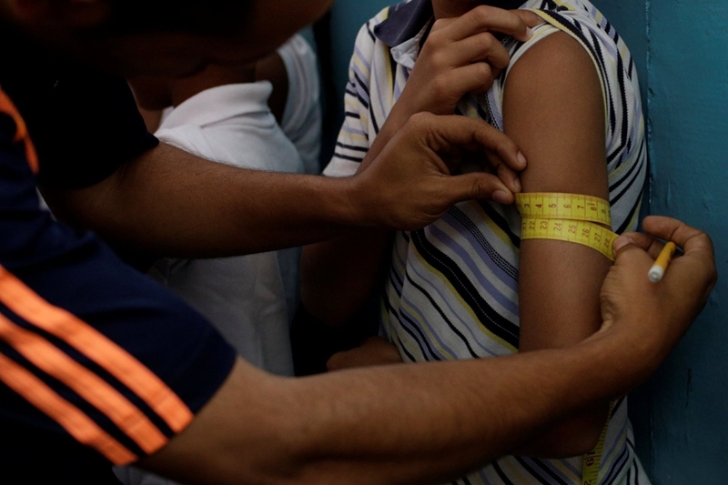Niños y adultos mayores, los más afectados por la desnutrición en Venezuela