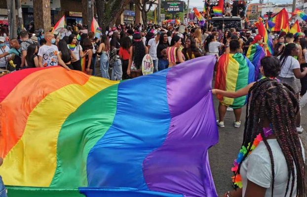 Comunidad LGBTIQ+ marcha en Caracas reivindicando su derecho a la igualdad